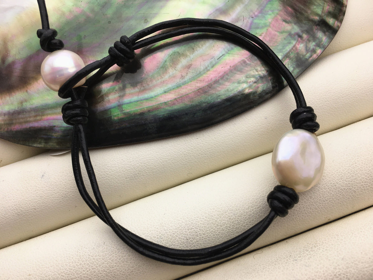 Single White Big Coin Pearl fashion jewelry,pearl Leather Pearls Bracelet - plait leather bracelet - Genuine freshwater pearl - Le7-194