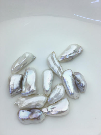 12pcs AAA 11-16mm white thick biwa keshi Freshwater Pearls, no hole,ZS-80-1-37