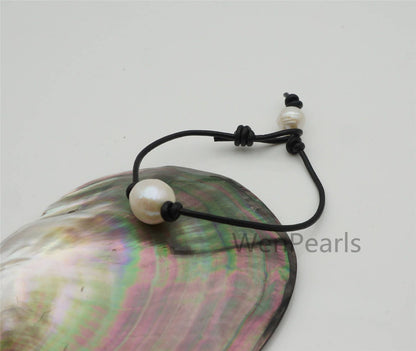 Single Very Big Pearl and Leather bracelet, White Freshwater pearl, Black Leather Pearl bracelet, Select Leather Color,Le7-183