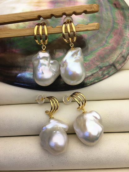 1 pair AA+ 14-16mmx20-28mm white flame ball pearl leaf stud earrings,earring with white baroque Natural Pearl,SE3-031-9