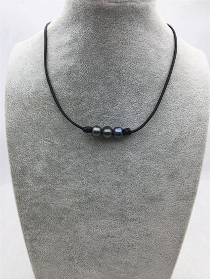 Three 10mm black pearl Leather Pearls choker Necklalce - near round pearl - Genuine freshwater pearl - Brown Tan Real leather - Le5-039