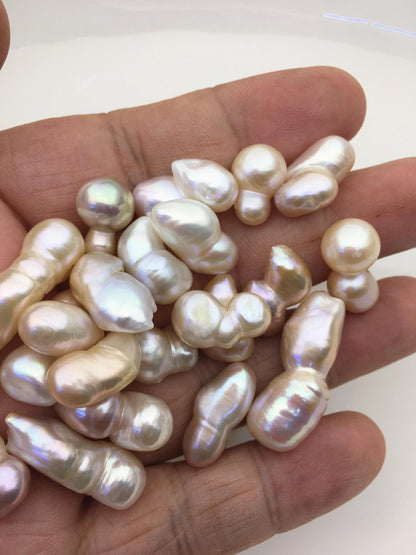 44pcs AAA 9-12mm natural color baroque freshwater pearls, no hole,ZS-T57