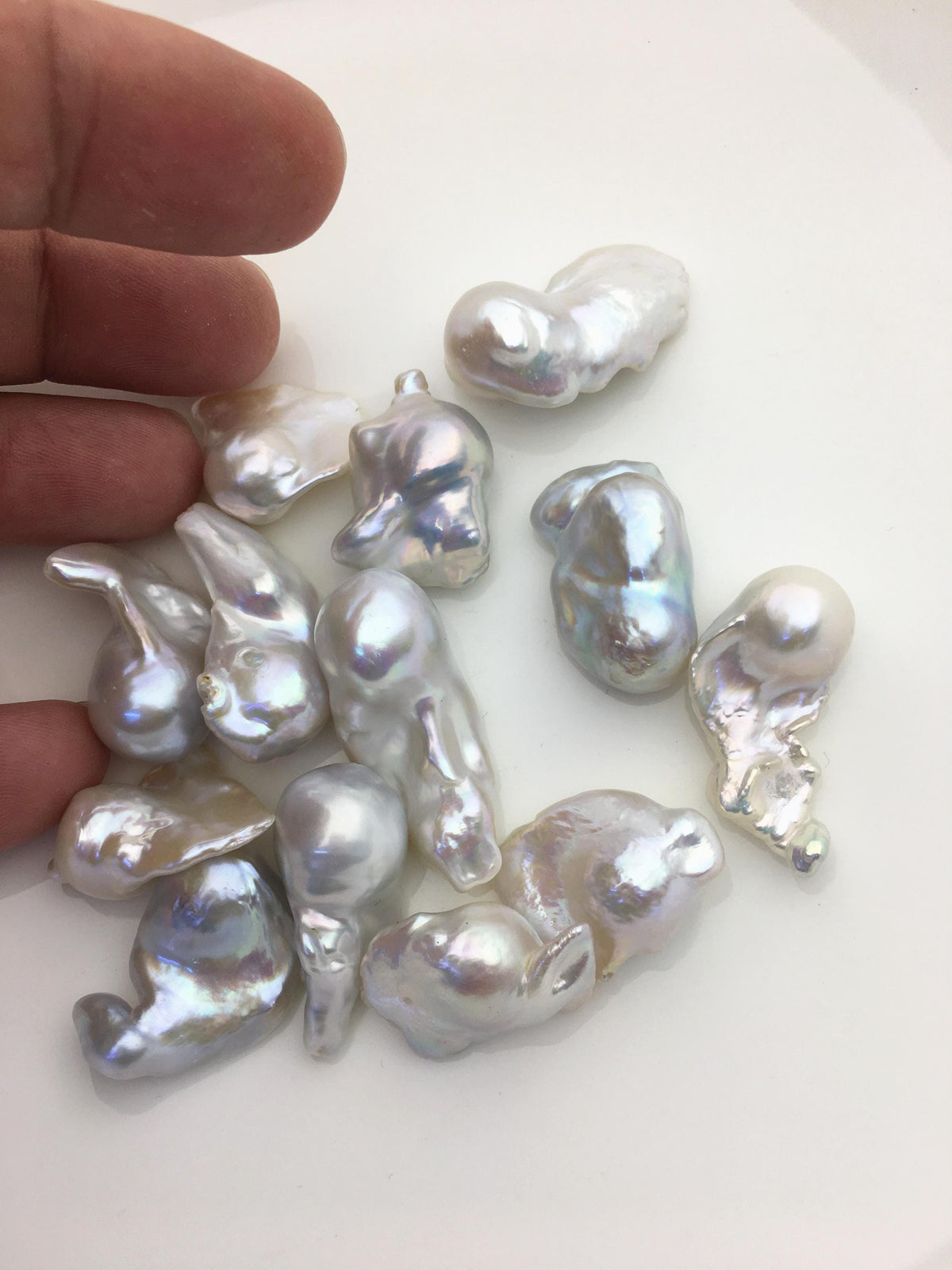 13pcs AAA/AA+ 15-19mm White Flame ball Pearl - no hole,FL15-T4-54