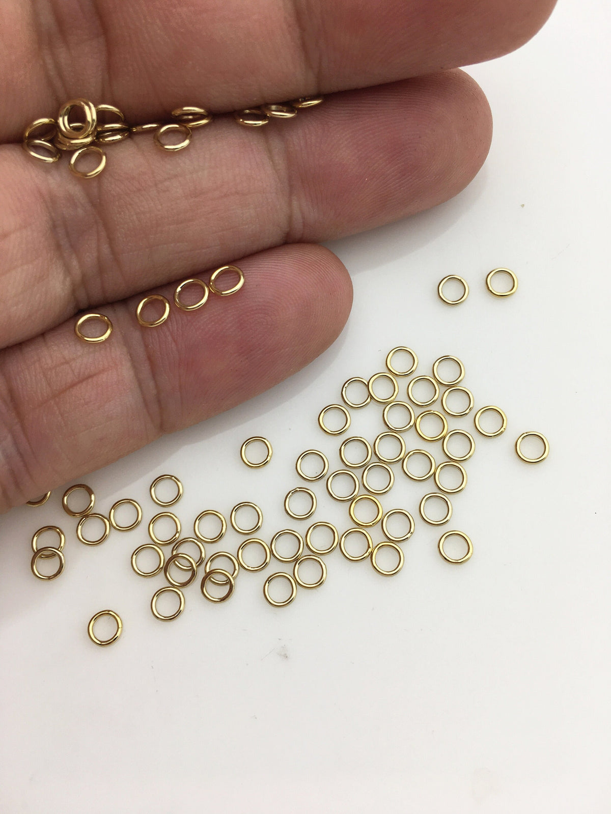 20pcs 4mmx0.64mm 14K Gold Filled Close Jump Rings, Gold Filled Closed Round Ring Jewelry, Round Jump Rings, AGF-OTH-2