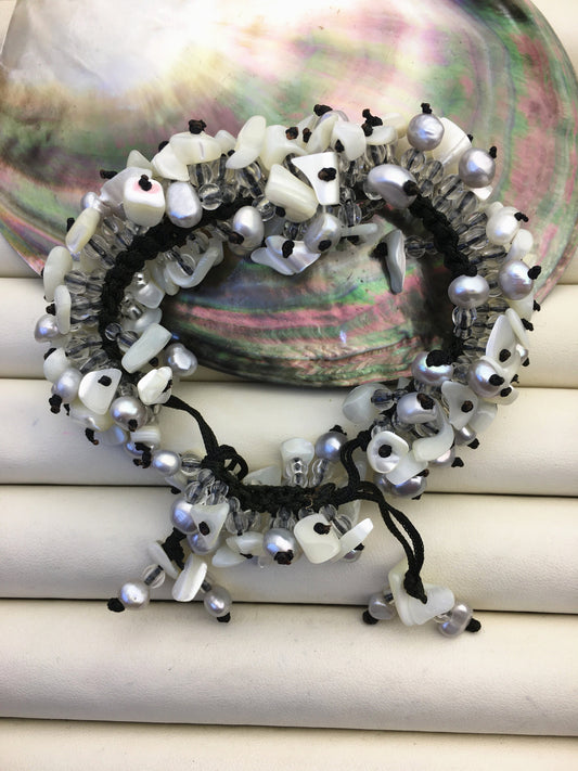 1pc handmade gray pearl and shell thread bracelet,adjust length,pearl bracelet, knotted freshwater pearl bracelet,Pearls Bracelet,B8-T3