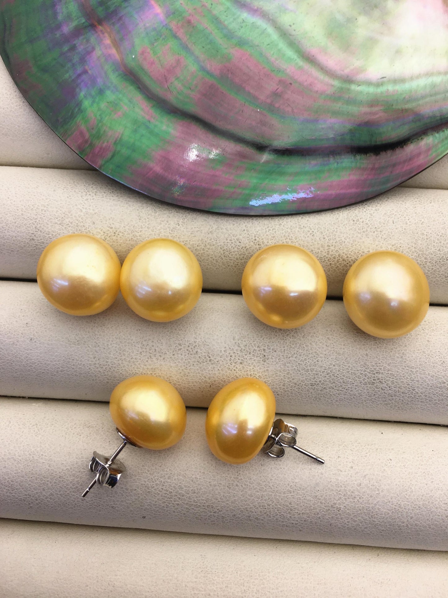 AA+ 13.5-14mm Very Big Yellow Buttom Round Pearl stud earrings,SE1-069-16