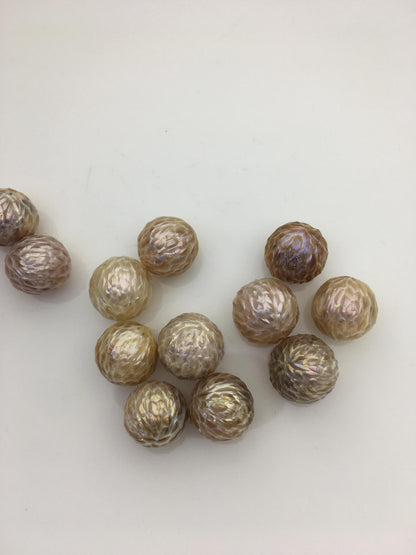 12pcs AAA 13-14mm natural bronze round Carved Freshwater Pearl - no hole - Hand Carved - CAC-T15