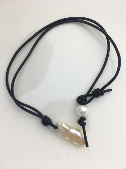 Biwa Baroque Pearl leather necklace,Freshwater Pearl Pearl Bead White Cross Pearl Loose Bead,Le1-007