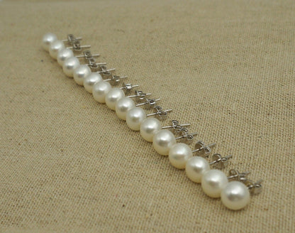 SET of 4 white pearl stud earrings,button round earrings,set of 4 pairs earrings,wedding earrings,bridesmaid gift,bridesmaid ,SE1-008