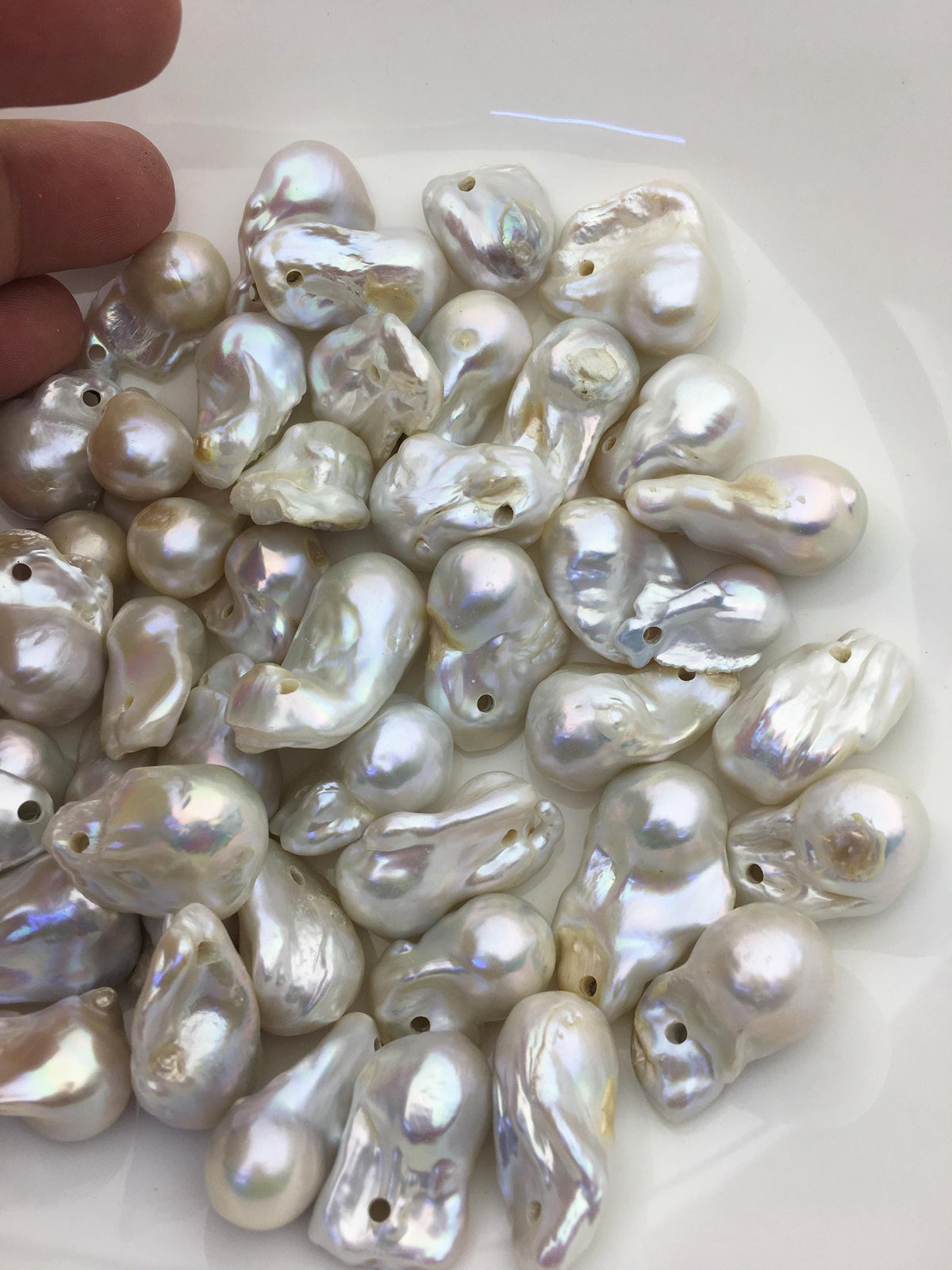 46pcs A 12-20mm big white flame ball pearl,2.2mm large hole,FL15-T4-46