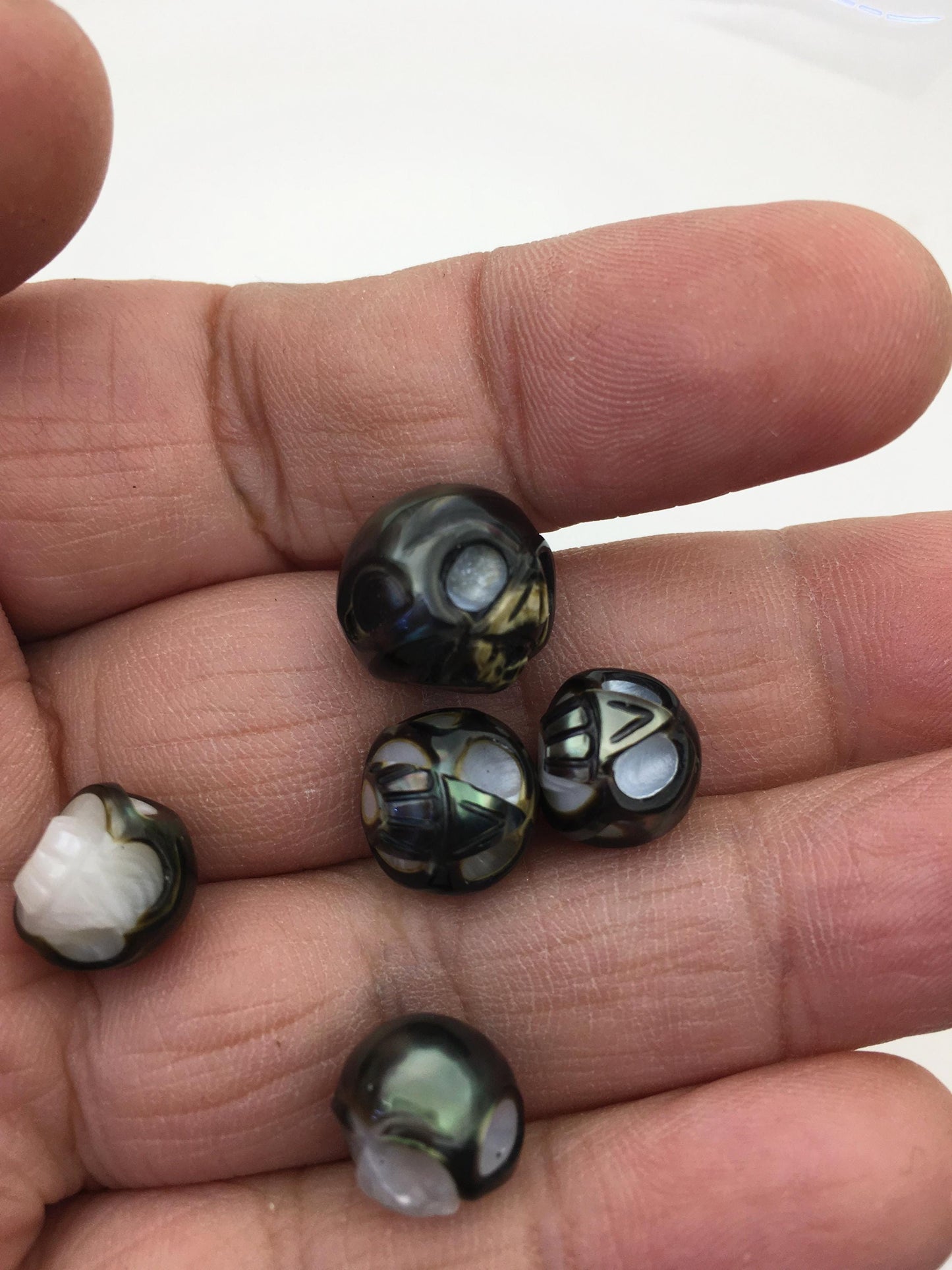 5pcs 10-14mm Big Tahitian HandMade Carved Skull Sea Pearl Beads For necklace pendant earrings,no hole,CAC-T12