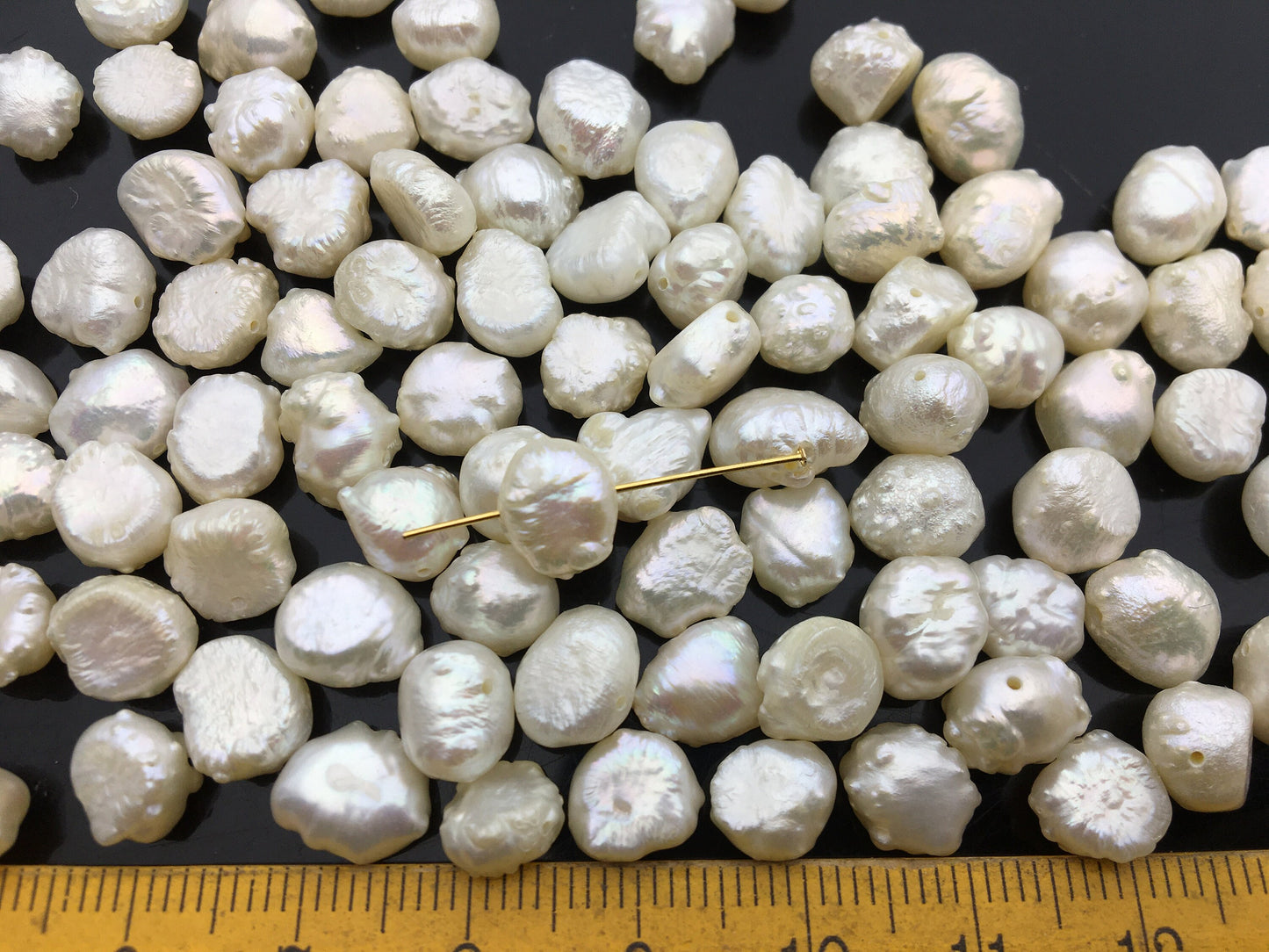 30pcs AA+ 7-8mm White Rosebud Freshwater Pearls,0.7mm through hole,ZS-119-8