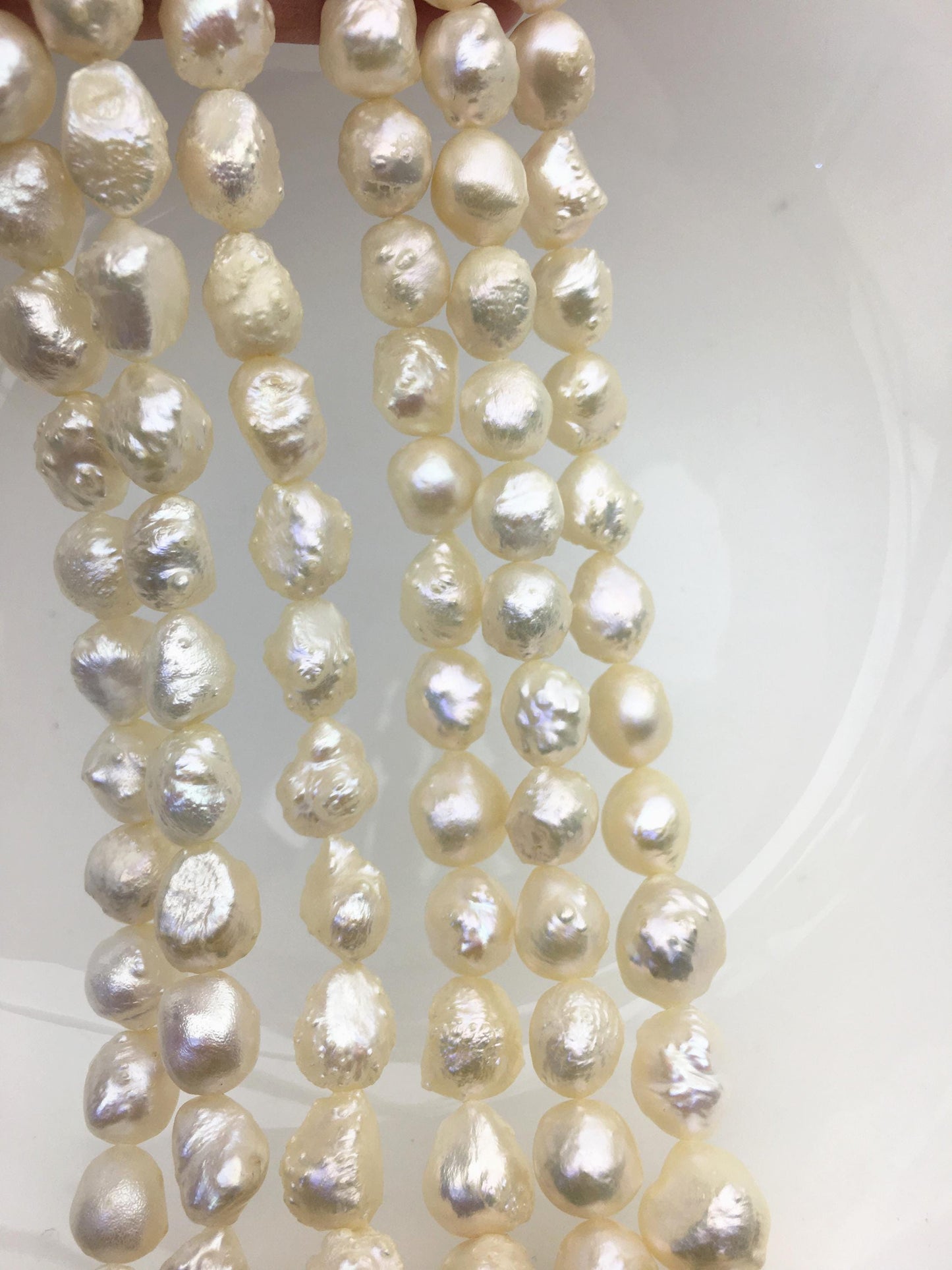 AAA 9-10mm natural white thorn freshwater pearl,LM9-T7