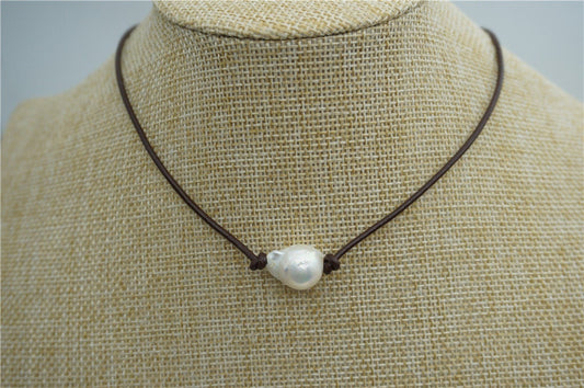 Huge pearl necklace,Leather Pearl Choker, Pearl Leather Necklace, White Freshwater pearl, Birthday, Black Leather Pearl necklace,Le2-019