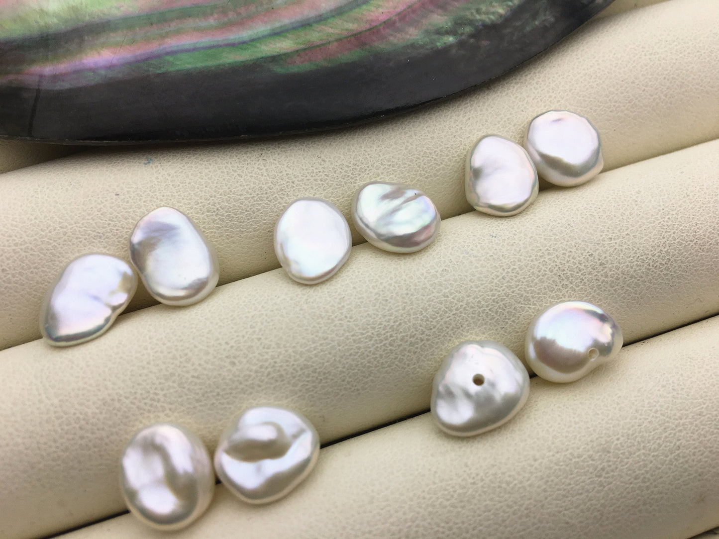 AAA 7/8/9/10mm White keshi pearls Pair,for make stud earrings,baroque pearl,loose pearl beads,very high luster,ZS-127-32
