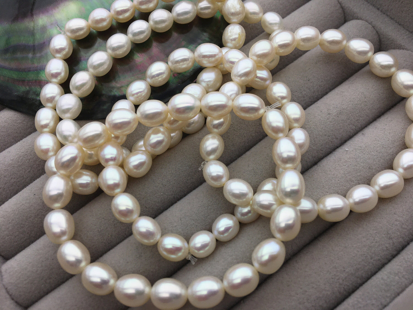 7 inchs AAA 7mm White oval Freshwater pearl Elastic string Bracelet,rice pearl bracelet,B8-040
