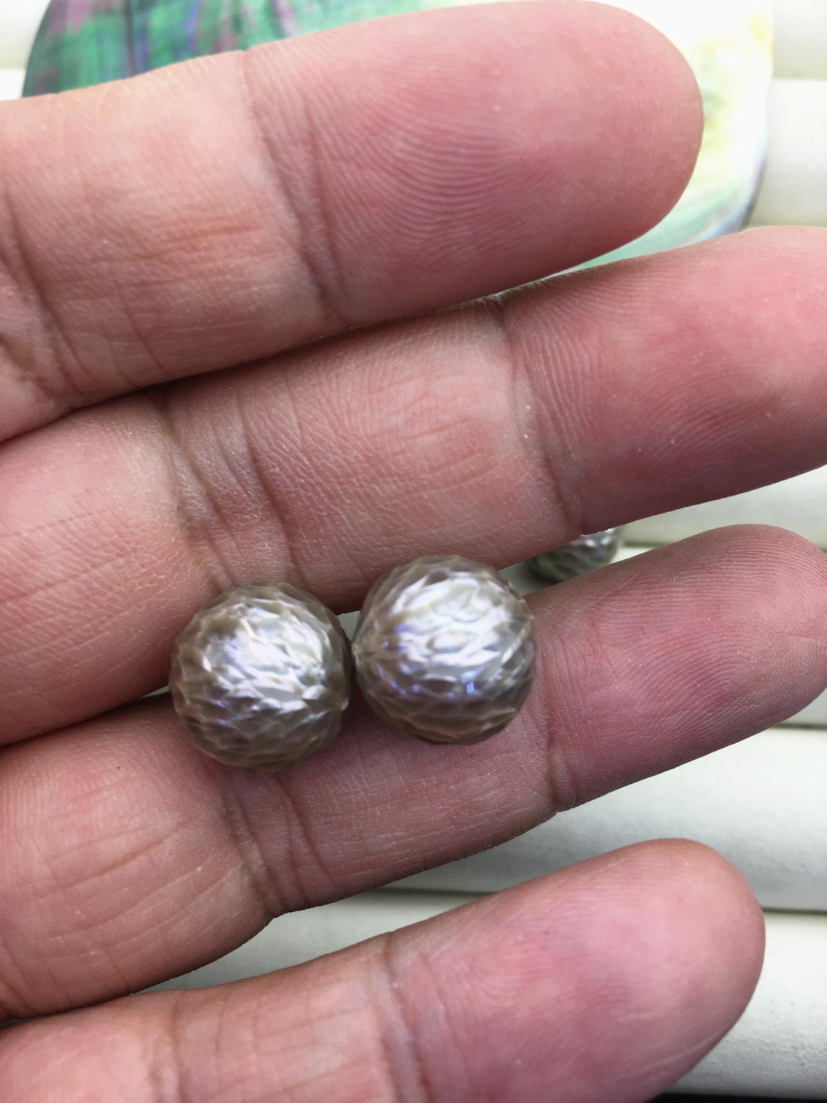 1 pair AAA 13-14mm Gray HandMade Carved Skull Freshwater Pearl Beads For Earrings,CAC-T25