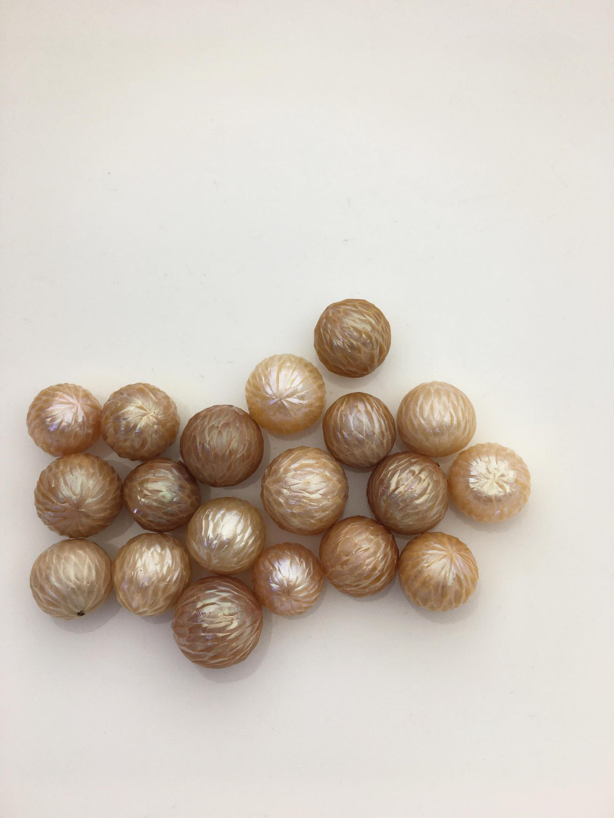 19pcs AAA 11-14mm orange round Carved Freshwater Pearl - no hole - Hand Carved - CAC-T2