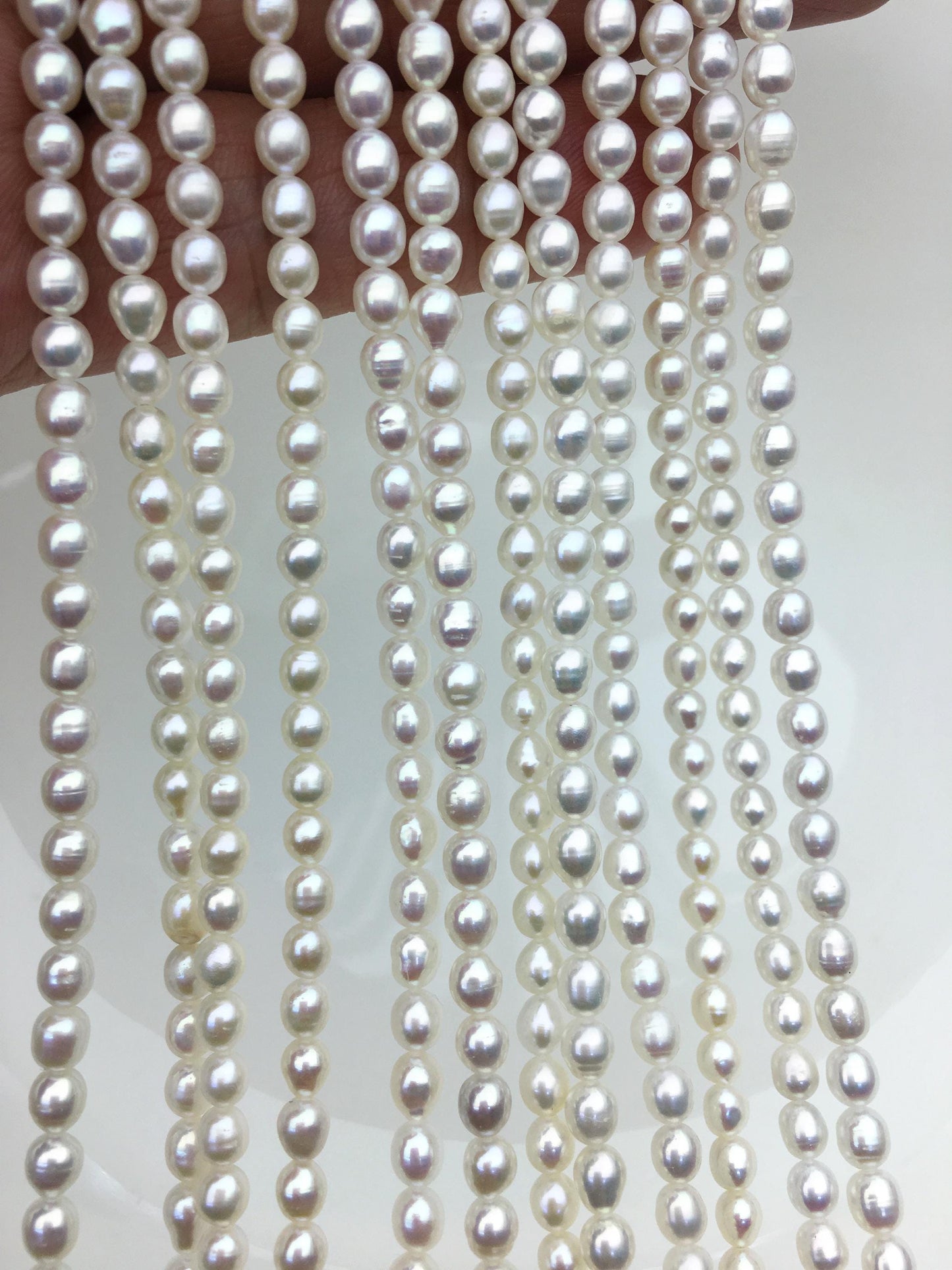 AA+ 4-4.5mm*4.4-5.6mm white rice freshwater pearls,Cultured white rice freshwater pearls beads strand,diy ,Valentine's Day gift,LR4-2A-1