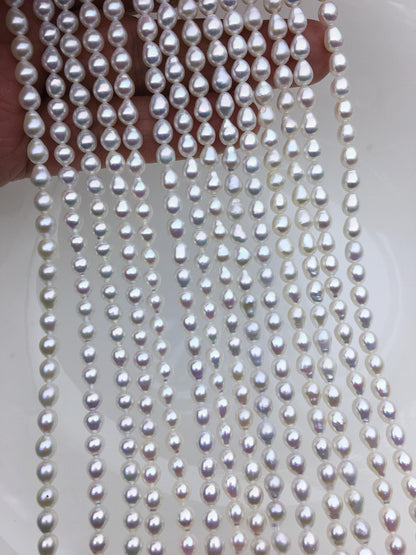 AA+ 4.7-5.1mm*5.5-7mm white baroque rice pearls,Cultured white freshwater pearls beads,teardrop pearl necklace,rice pearl wholesale,LR5-A-1