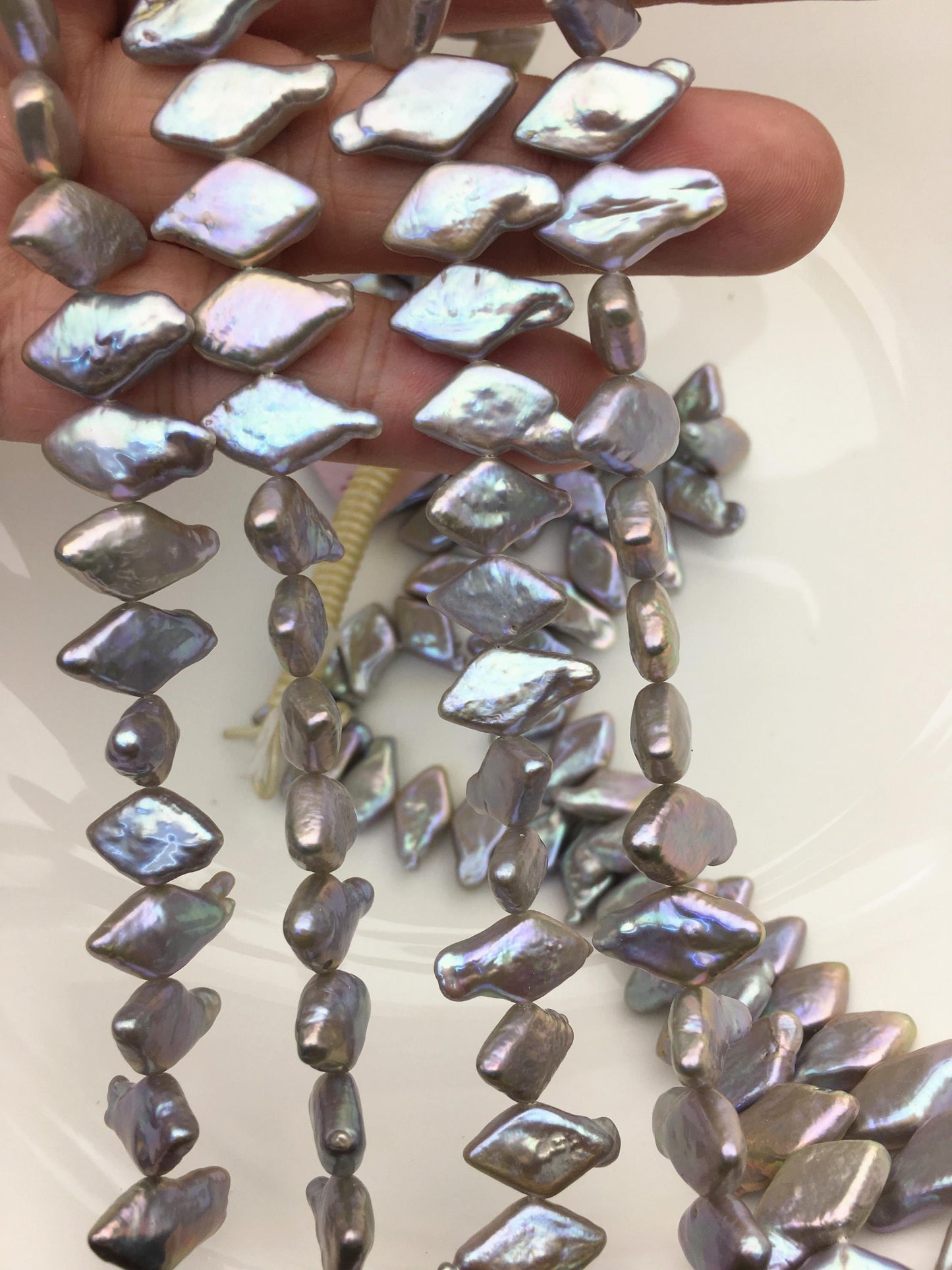 AA+ 8-9mm gray diamond Shape Freshwater Pearl,ZS-103-16