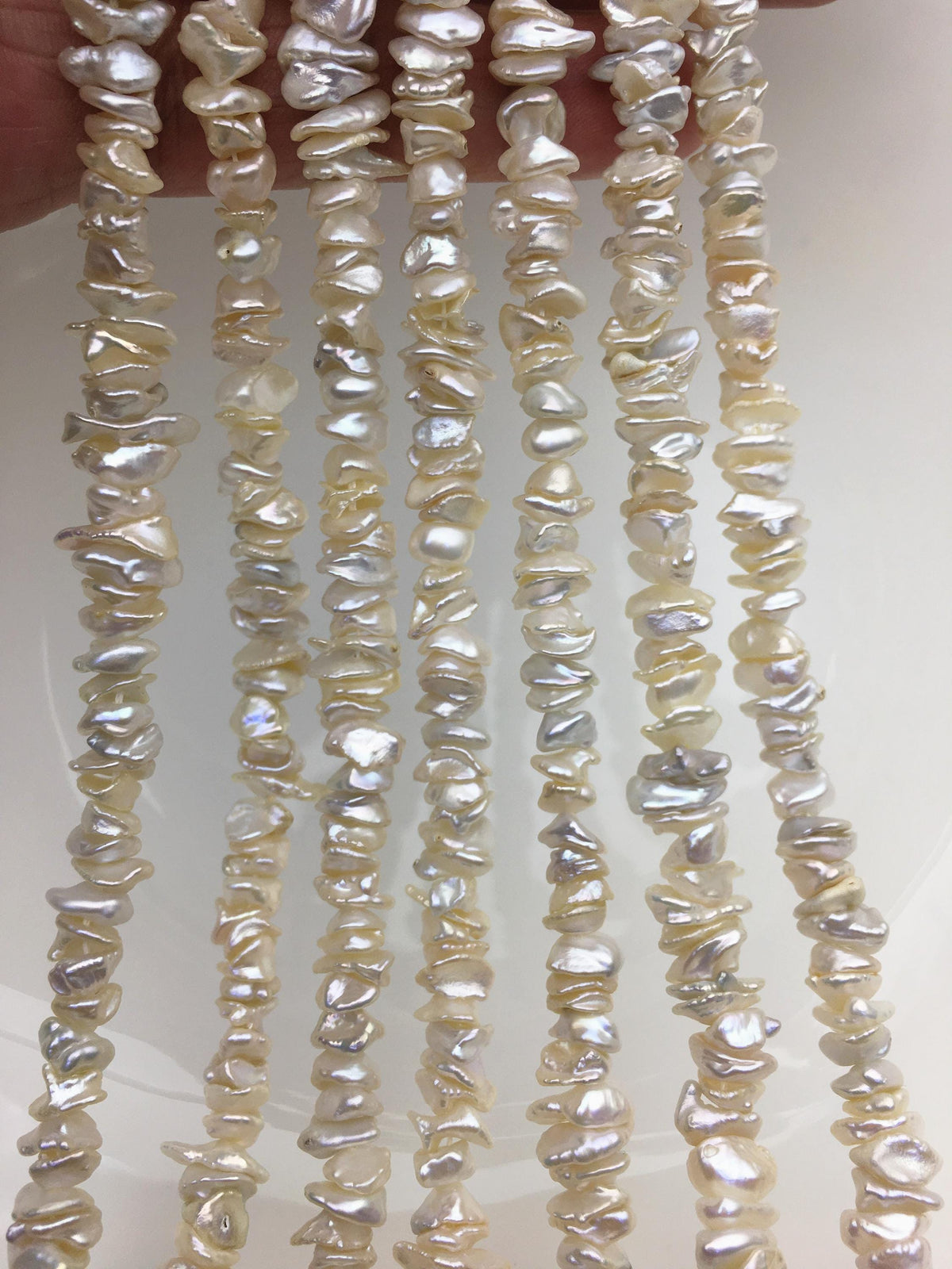 AAA/AA+ 6-7mm White Keshi Freshwater pearls,Center drilled,ZS-128-14