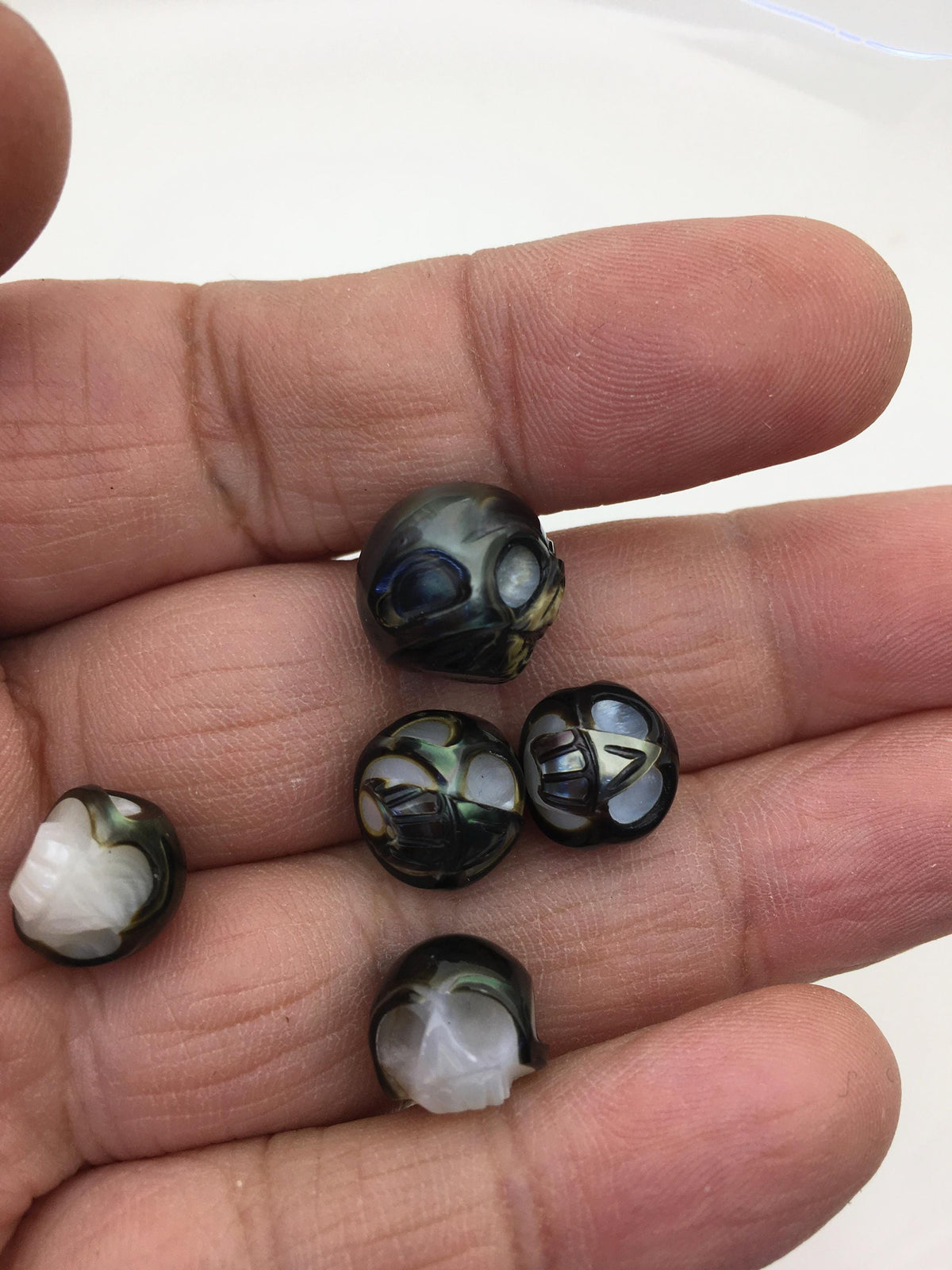 5pcs 10-14mm Big Tahitian HandMade Carved Skull Sea Pearl Beads For necklace pendant earrings,no hole,CAC-T12