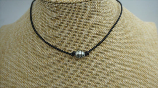 9-11mm Tahitian Leather pearl choker Necklace, hand rolled and knotted leather necklace, Black Leather Pearl necklace, Le11-008