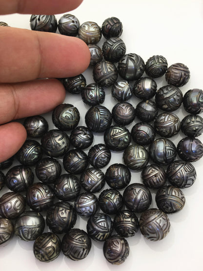 1pc AA 10-14mm Green Black Near Round Carved Tahitian Pearl - Hand Cared - Tattoo Tahitian Pearls, carved pearls, through hole,CAC-FLW-9-3