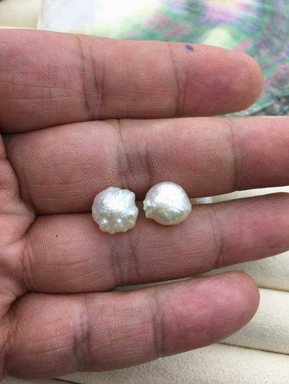 Rare!10-11mm White/Gray Natural Rare Rosebud Freshwater Pearl Stud Earrings,thorn pearl,SE3-067
