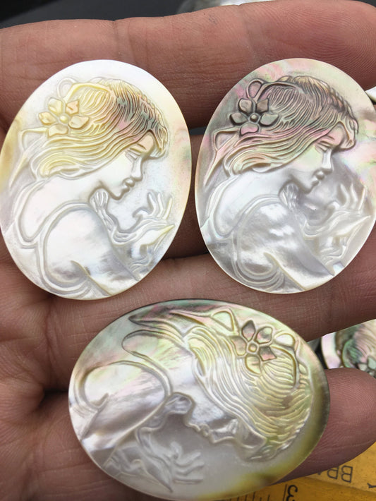 2pcs Natural yellow green Mother of Tahitian Shell women pendant- 30mmx40mm - ASH-002-1