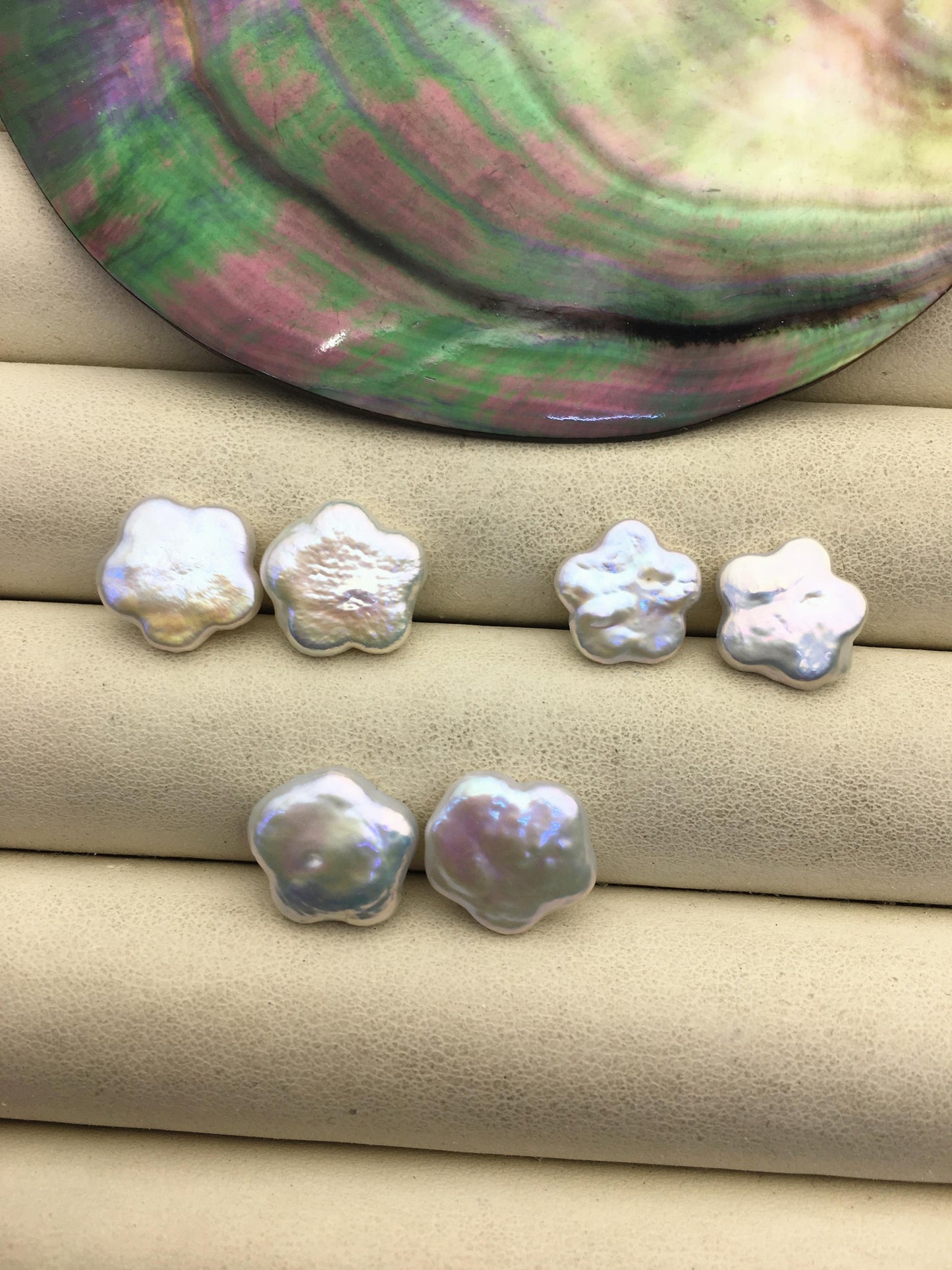 2 pairs AAA+ 11-13mm White Plum blossom Shape Freshwater Pearl White loose Beads Piar,wholesale,ZS-103-37-2
