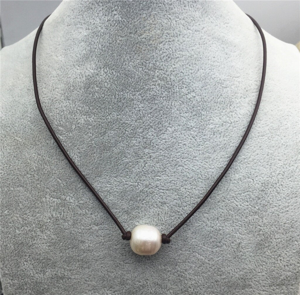 BIG Leather Pearl Choker,High Luster pearl, Pearl Leather Necklace,Ivory Freshwater pearl,Black Leather Pearl necklace,Le1-024