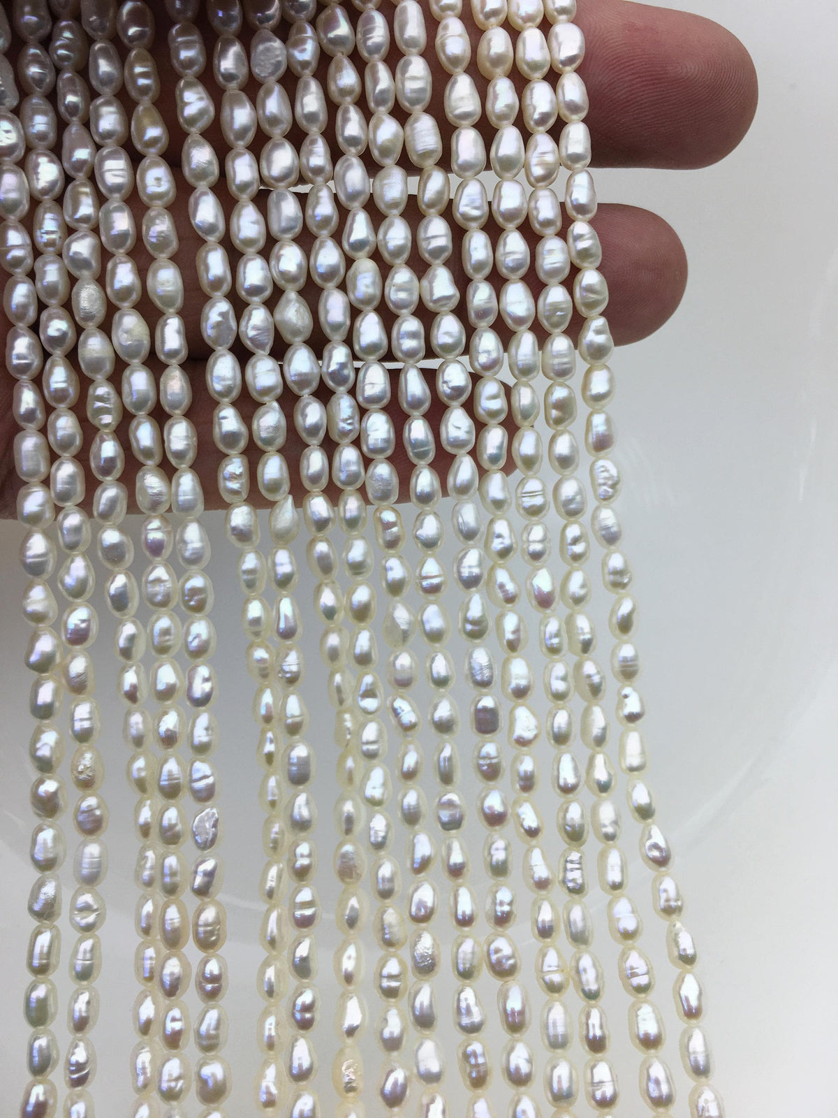 AA 3.5-4x4-6mm white rice freshwater pearls,oval loose pearl beads,genuine pearl,Cultured pearl,diy pearl beads,LR3-2A-4