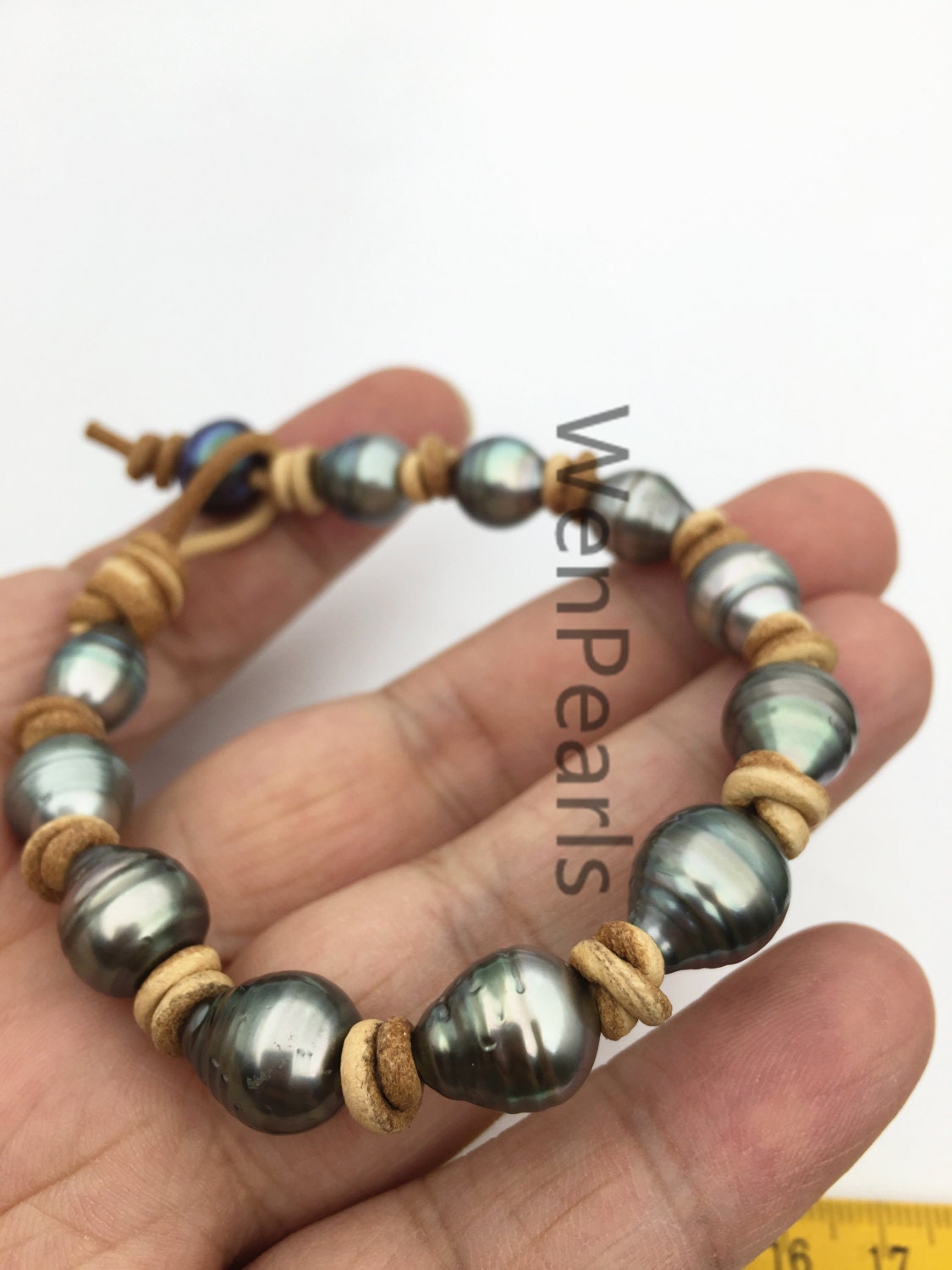 Real Green Tahitian pearl bracelet,High Luster pearl, Pearl Leather bracelet,Taitian pearl bracelet, Black Leather Pearl bracelet,Le10-002