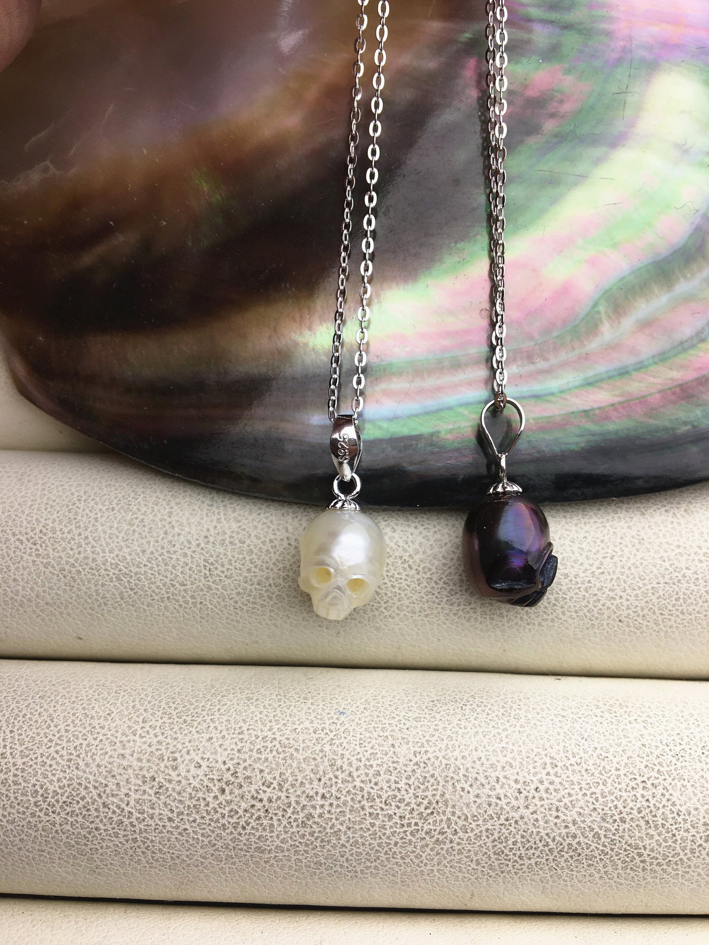 AAA 8mm white/pink/purple/gray/black handmade carved skull freshwater pearl pendant necklace,S925 Sterling silver pendant,NC1-012-9