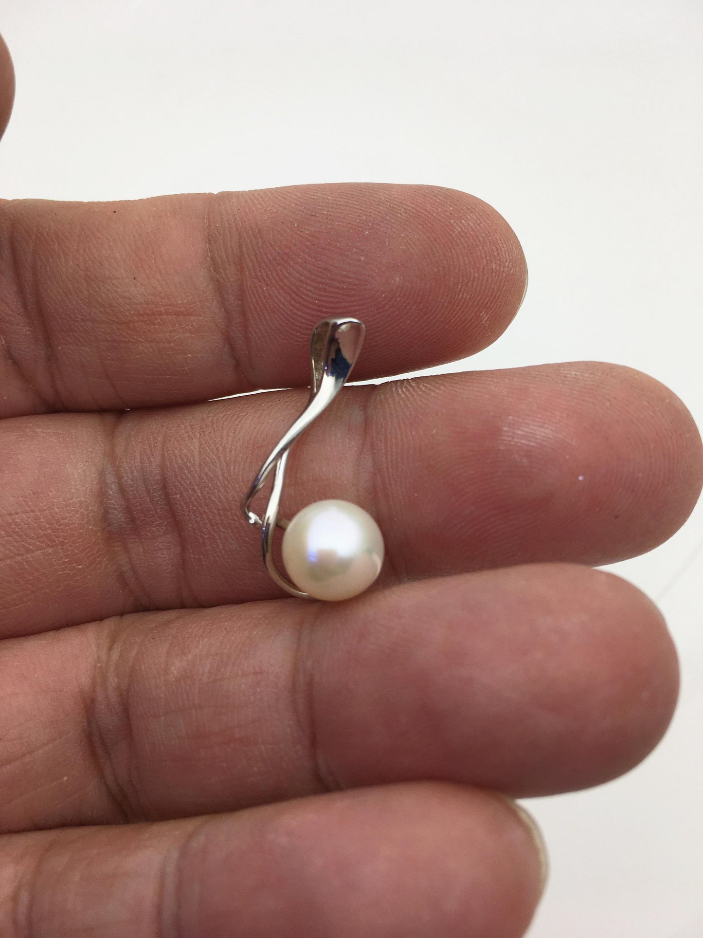AAA 9mm White Round Pearl Pendant, natural color pearl,pearl necklace - NC1-T30
