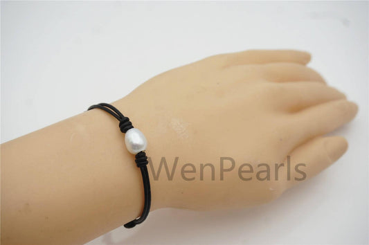 lovely rice pearl Leather Pearls Bracelet - plait leather bracelet - Select Leather Color - Genuine freshwater pearl - Le7-103