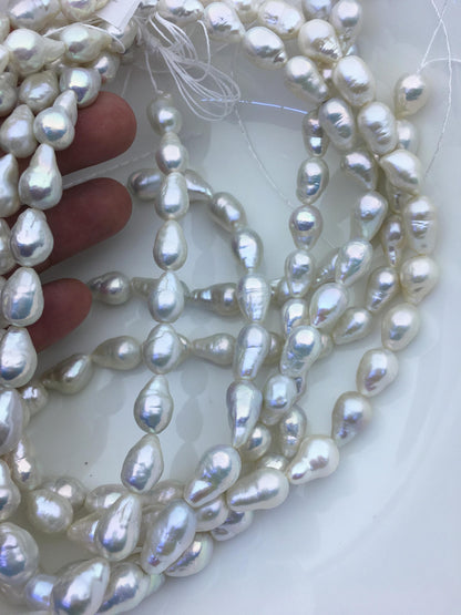 AA+ 9-11mm white long drop Edison Freshwater Pearl,ED12-2A-5-64