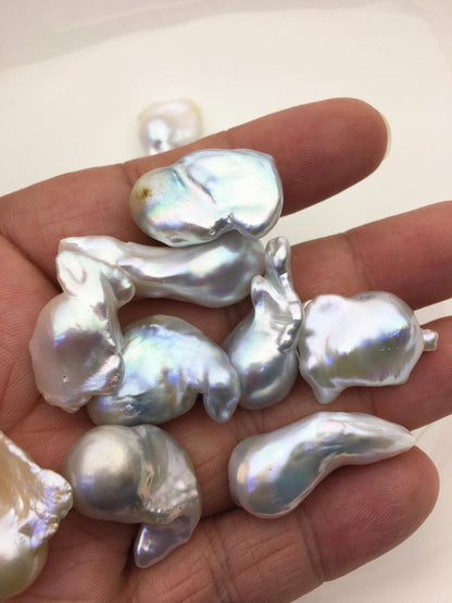 13pcs AAA/AA+ 15-19mm White Flame ball Pearl - no hole,FL15-T4-54