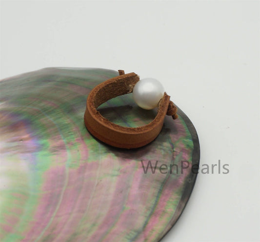 White Pearl and Leather Ring- fashion ring, Genuine freshwater pearl - Real leather - Select Leather Color - Le55-001