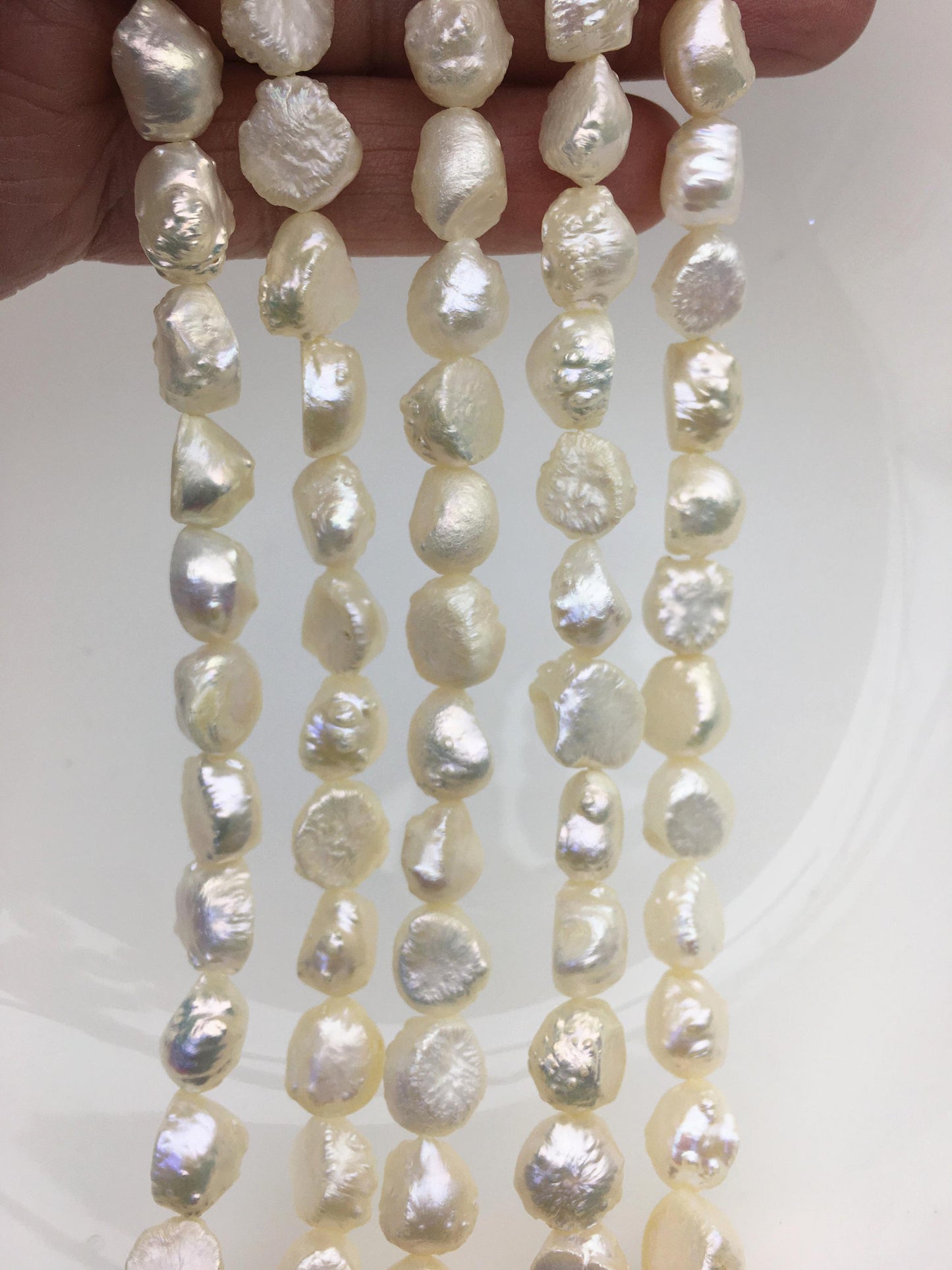 AAA 9-10mm natural white thorn freshwater pearl,LM9-T6