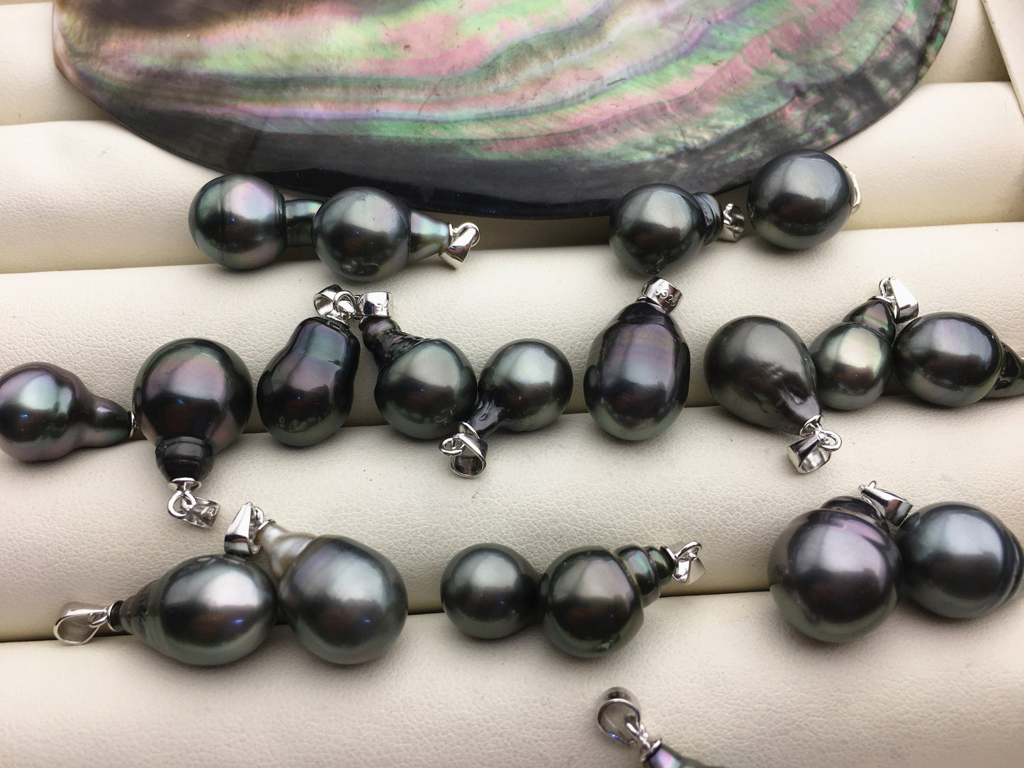 1pc 8-12mm Teardrop Tahitian Pearl Pendant, Sterling silver Pendant,natural color sea pearl,pearl necklace - NC1-089