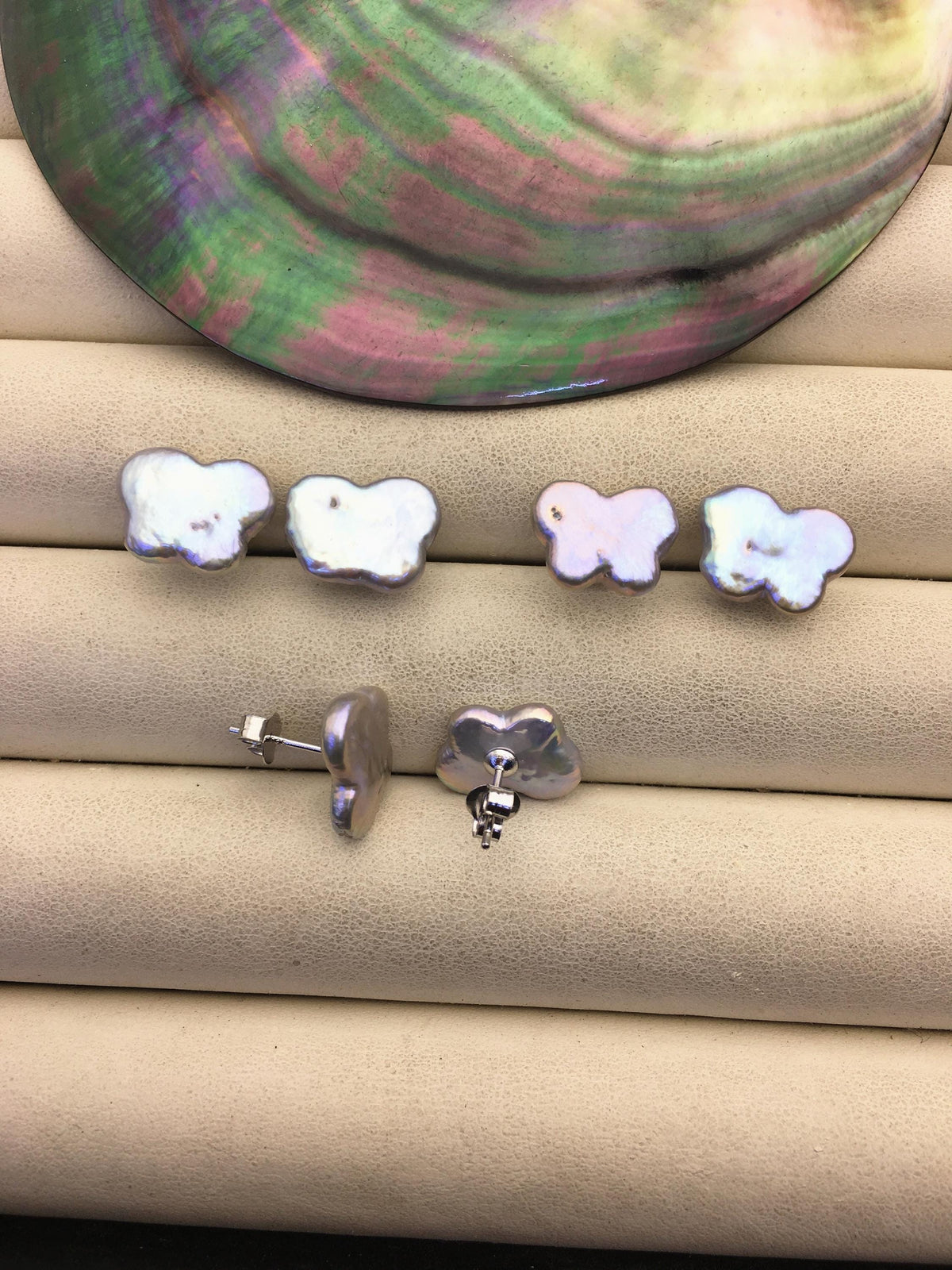 AAA 10-11mm Gray Butterfly Pearl Stud Earrings,freshwater pearl earrings,Wedding,classic pearl studs,SE3-017