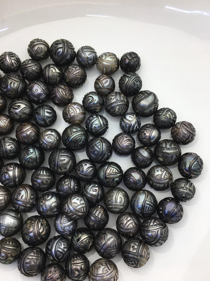 1pc AA 10-14mm Green Black Near Round Carved Tahitian Pearl - Hand Cared - Tattoo Tahitian Pearls, carved pearls, through hole,CAC-FLW-9-3