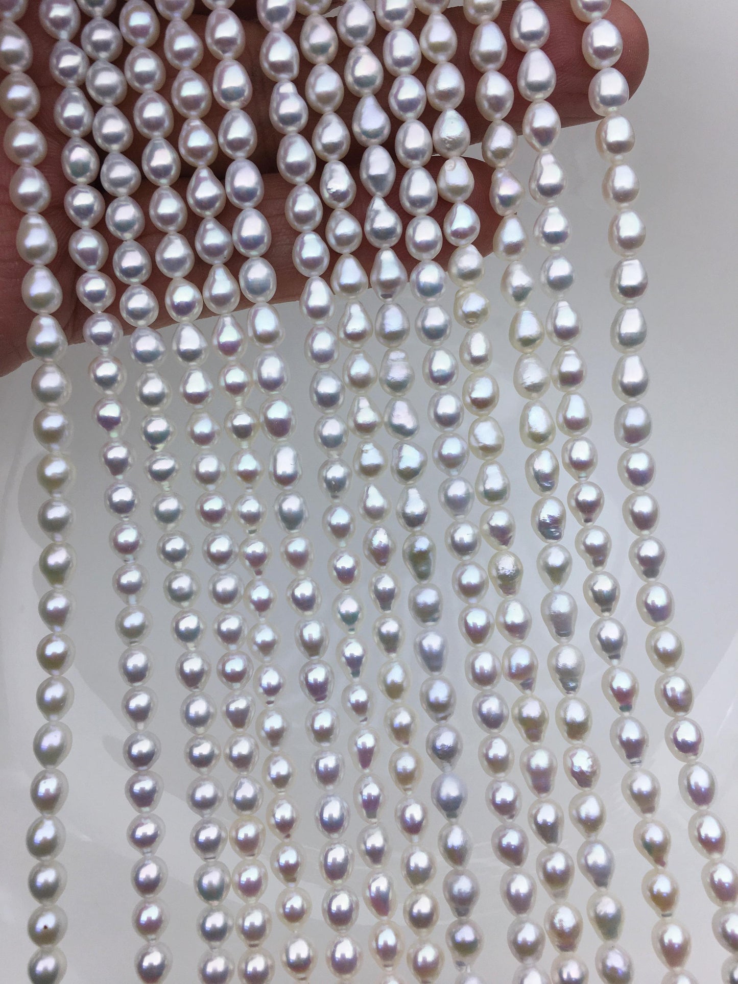 AA+ 4.7-5.1mm*5.5-7mm white baroque rice pearls,Cultured white freshwater pearls beads,teardrop pearl necklace,rice pearl wholesale,LR5-A-1