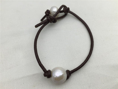 Leather Pearl bracelet,High Luster pearl, Pearl Leather bracelet, White Freshwater pearl, Black Leather Pearl bracelet, BROWN,Le7-053